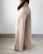 Load image into Gallery viewer, Winning Weekends Sweatpant