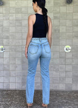 Load image into Gallery viewer, Wendy Distressed Strait Leg